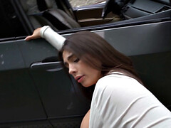 18 jaar, Enthousiasteling, Geld, Natuurlijke tieten, Gezichtspunt, Realiteit, Tatoeage, Tiener