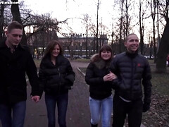 Enthousiasteling, Pijpbeurt, Sperma shot, Handbeurt, Hd, Swinger, Tiener, Tieten likken