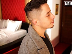 Большие сиськи, Минет, Брюнетки, Семяизвержение, Группа, Порнозвезда, Молоденькие, Втроем