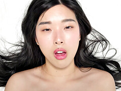 18 jaar, Pijpbeurt, Bedriegen, Diep in de keel, Hondjeshouding, Klein, Realiteit, Tiener