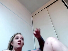 Enthousiasteling, Grote kont, Grote mammen, Blond, Seksspeelgoed, Vies praten, Vrouw, Alleen