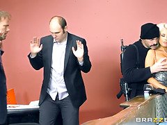 Culo grande, Verga grande, Engañando, Cuadrupleta, Interracial, Latina, Tetas naturales, Español