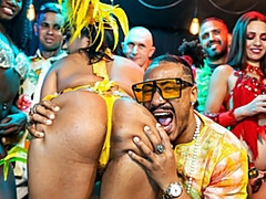 Grosse titten, Brasilien, Extrem, Gruppe, Hd, Latina, Milf, Party