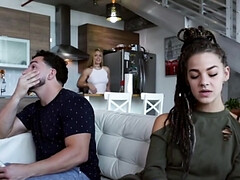 18 ans, Nana, Frère, Habillées, Tir de sperme, Hard, Chatte, Soeurs