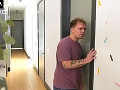 Брюнетки, Кончили внутрь, Собачьи, Мастурбация, Наездница, Соло, Подглядывание, Влажная