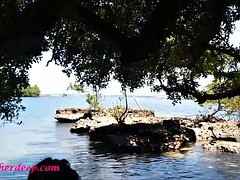 Asiatique, Adolescente