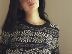 美人, ベッドルーム, ビキニ, パンティ, ふっくら乳首, オマンコ, 靴下, 一人