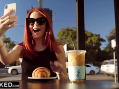 Grosser schwanz, Schwarz, Blasen, Schwanz, Hardcore, Lecken, Natürlichen titten, Zierlich