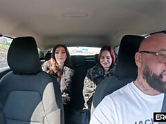 デカパイ, 車, エクストリーム, 女, ドイツ人, 手コキする, ラフ, 妻