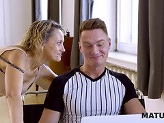 Leie, Arsch, Blondine, Vollbusig, Hardcore, Reif, Jungendliche (18+), Teen in den arsch