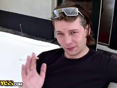 Gros seins, Brunette brune, Hard, De plein air