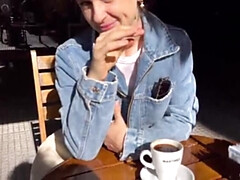 Anaal, Kont naar mond, Mooi, Pijpbeurt, Bruinharig, Sperma, Hondjeshouding, Natuurlijke tieten