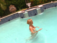 Cul, Blonde, Grosse, Branlette thaïlandaise, Hard, Mère que j'aimerais baiser, Surprise, Nénés