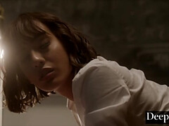 Минет, Фут фетиш, Каблуки, Межрасовый секс, Натуральные сиськи, Наездница, Бритые, Сиськи