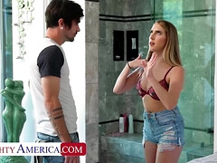 Rubia, Mamada, Universitaria, Semen en la boca, Garganta profunda, Lamidas, Tetas naturales, Tetas