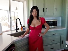 Amateur, Culo, Verga grande, Vestido, Cocina, Tetas naturales, Montar, Tetas