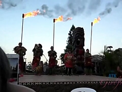 Strand, Grote mammen, Bruinharig, Zwart, Voetbeurt, Hd, Gezichtspunt, Tatoeage