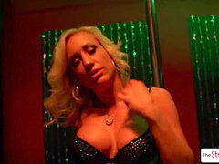 Bikini, Blasen, Kondom, Spermaladung, Lecken, Milf, Retro