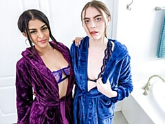 18 años, Verga grande, Mamada, Morena, Estilo perrito, Pov, Flaco, Adolescente