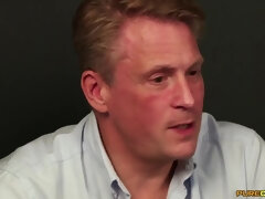 Lieveling, Pijpbeurt, Rondborstig, Dominante vrouw, Kwartet, Handbeurt, Hardcore, Lesbisch