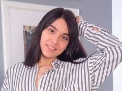Arsch, Braunhaarige, Klaffend, Masturbation, Rasiert, Solo, Jungendliche (18+), Spielzeuge