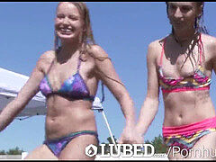 Blasen, Braunhaarige, Spermaladung, Im freien, Flotter dreier, Titten