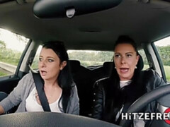 Culo grande, Mamada, Morena, Estilo perrito, Madres para coger, Afeitado, Zapatos, Tatuaje