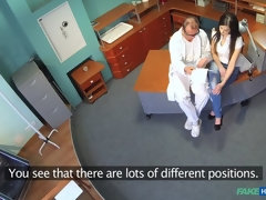 Mamada, Pareja, Médico, Penetracion con dedos, Oficina, Coño, Uniforme, Voyeur