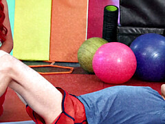 Большие сиськи, Минет, Член, Пальцем, Спортзал, Огромные размеры, Милф, Киски