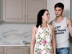 Schlafzimmer, Grosse titten, Blasen, Spermaladung, Dildo, Handjob, Hd, Russisch