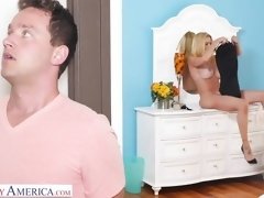 Culo, Tetas grandes, Rubia, Estilo perrito, Pajear, Lamidas, Madres para coger, Voyeur