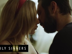 Sucer une bite, En levrette, Femelle, Léchez, Orgasme, Chevaucher, Gicler, Nénés