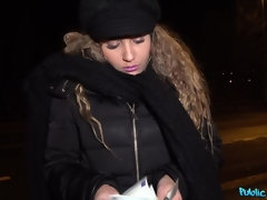 Grote mammen, Pijpbeurt, Sperma shot, Lul, Hondjeshouding, Latijnse vrouw, Buiten, Tatoeage