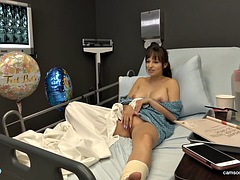 Grote lul, Grote mammen, Sperma shot, Flashing, Handbeurt, Moeder die ik wil neuken, Buiten, Openbaar