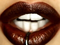 Grosse bite, Gros seins, Sucer une bite, Brunette brune, Plantureuse, Mère que j'aimerais baiser, Secrétaire, Sous la jupe