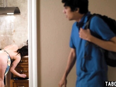 Anal, Sucer une bite, En levrette, Hard, Hd, Espagnole, Belle mère, Tabou