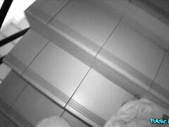 Blondine, Tschechisch, Hundestellung, Europäisch, Geld, Im freien, Pov, Schlucken