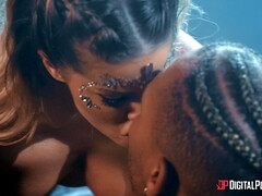 69 negenenzestig, Rondborstig, Diep in de keel, Hondjeshouding, Interraciaal, Likken, Doordringend, Tatoeage