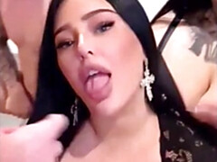 Leie, Grosse titten, Spermaladung, Handjob, Latina, Natürlichen titten, Orgie, Titten