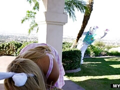 Gorda, Rubia, Mamada, Gordita, Estilo perrito, Madres para coger, Chupando, Hilo dental