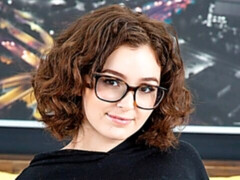 Спальня, Большая жопа, Большие сиськи, Минет, Брюнетки, Собачьи, Короткая стрижка, Тощие