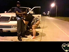 Mooie dikke vrouwen, Grote kont, Pijpbeurt, Lul, Interraciaal, Openbaar, Slet, Zuigen