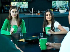 Жопа, Минет, Брюнетки, Собачьи, Оргии, Бритые, Молоденькие, Сиськи