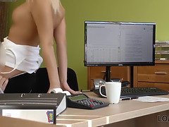 Plantureuse, Femme couguar, Tchèque, Hd, Maman, Chatte, Suçant, Nénés