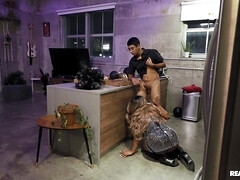 Tetas grandes, Negro, Garganta profunda, Ébano, Interracial, Madres para coger, Pezones, Fiesta