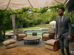 Américain, Éjaculation interne, Queue, Léchez, Seins naturels, Petite femme, Piercing, Piscine