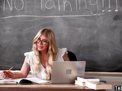 In den arsch, Grosser schwanz, Schwarz, Blondine, Vollbusig, Lecken, Reif, Muschi