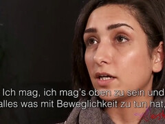 Grote kont, Grote mammen, Bruinharig, Erotisch, Rijpe lesbienne, Moeder die ik wil neuken, Tiener