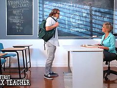 デカパイ, ブロンド, 顔射, ヒール, 淫乱熟女, ストッキング, タトゥー, オッパイの