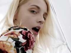 Blond, Pijpbeurt, Condoom, Slipje, Klein, Taboe, Tatoeage, Tiener